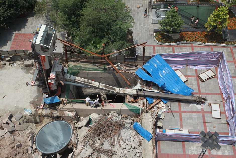 汽車起重機超載事故